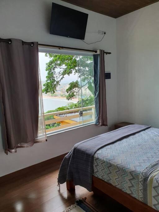 Por De Sol No Mar Da Cama Villa Caraguatatuba Eksteriør billede