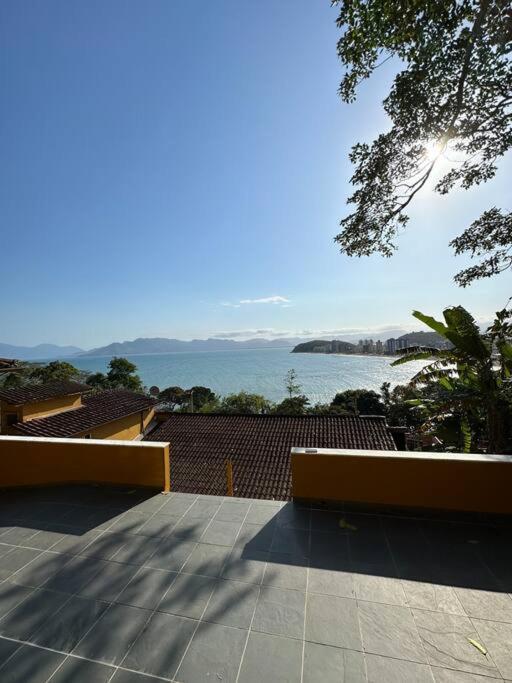Por De Sol No Mar Da Cama Villa Caraguatatuba Eksteriør billede